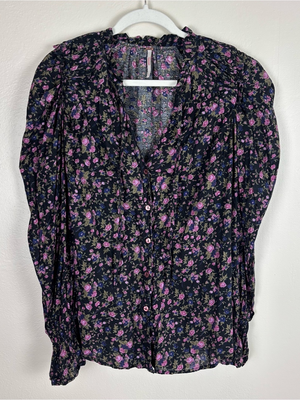 Free People Meant To Be Blouse Size L Black Floral Long Puff Sleeves Button Down - Picture 2 of 7